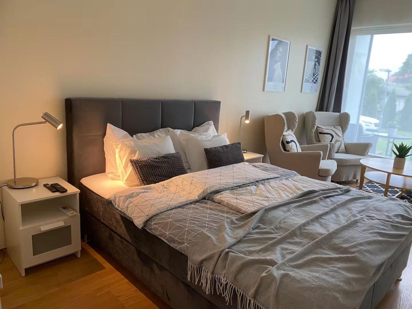 Lovely Aisa | 2 Terraces *